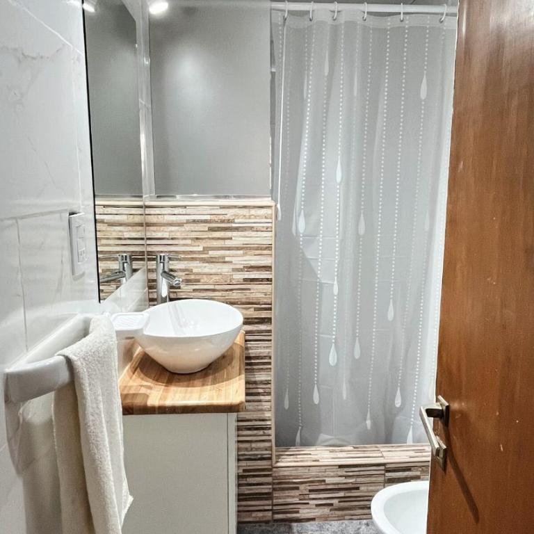 Depto Alvarado Zona Güemes equipado - Apartamento de 1 dormitorio - 13
