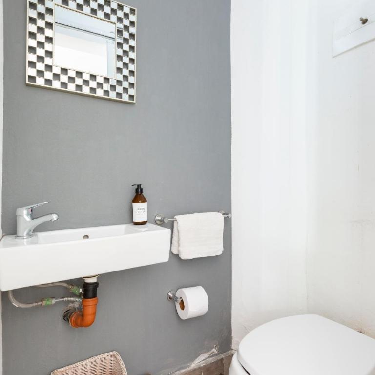 Hermosa casa completa en el corazón de la Ciudad - Casa de 3 dormitorios - 4