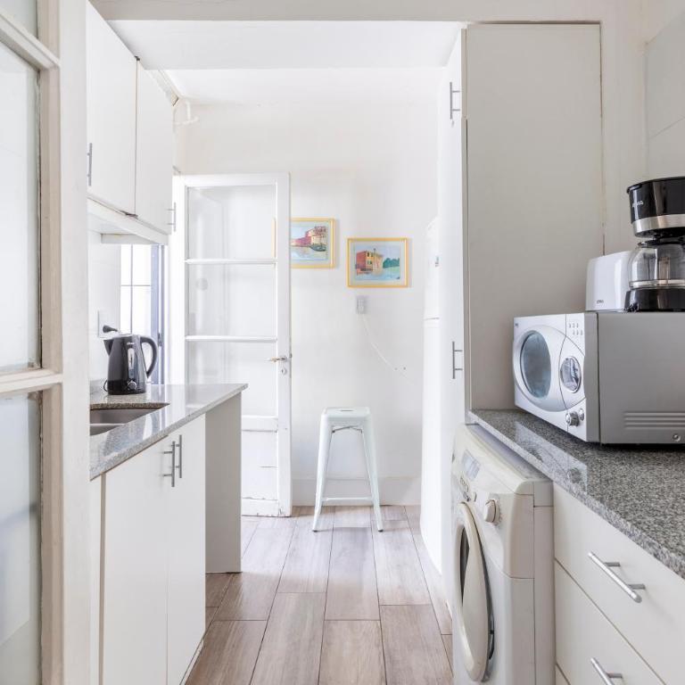 Hermosa casa completa en el corazón de la Ciudad - Casa de 3 dormitorios - 5