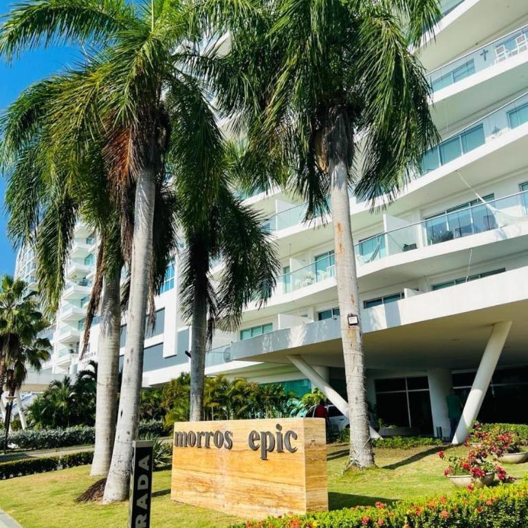 Luxury apartment sea view with pool- central 12 min from the city center - Two-Bedroom Apartment - 7
