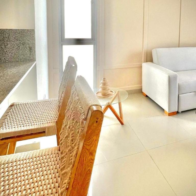 Luxury apartment sea view with pool- central 12 min from the city center - Two-Bedroom Apartment - 39