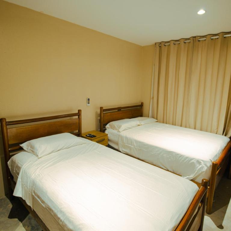Casa Vigos - Triple Room with Private Bathroom - 6