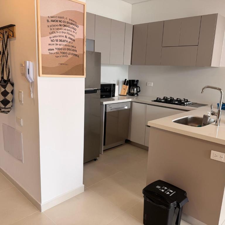 Apto en Pozos Colorados Santa Marta - Two-Bedroom Apartment - 12