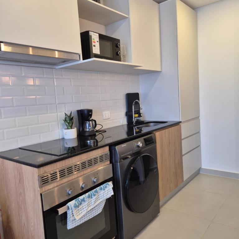 Espectacular departamento con vista al rio y playa San Jose! - One-Bedroom Apartment - 13