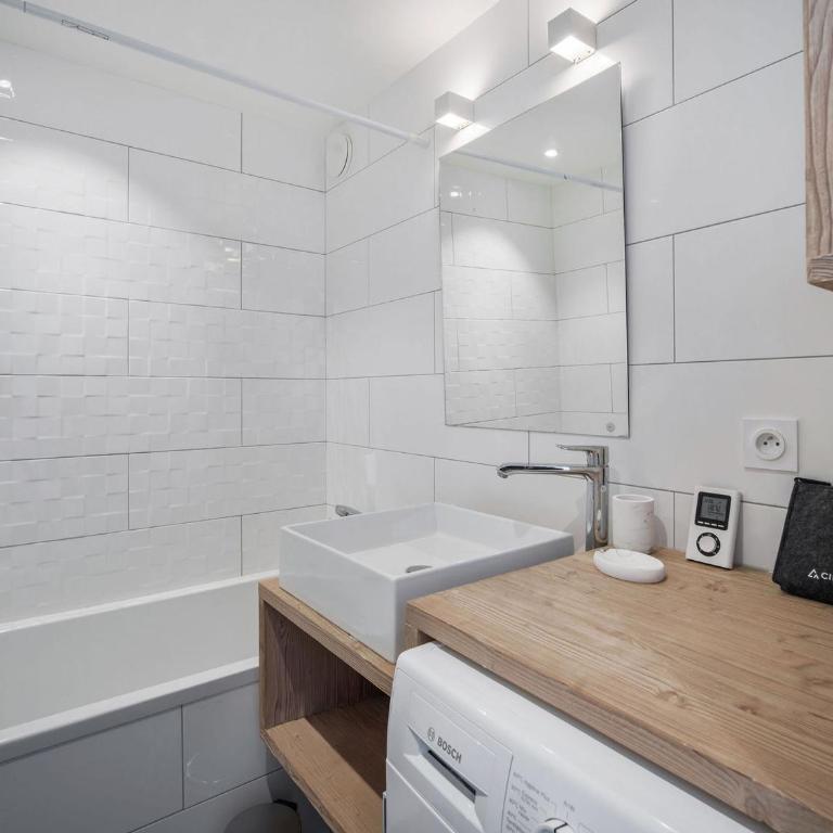 Appartement familial rénové proche des pistes avec WiFi à Courchevel - FR-1-568-60 - Apartamento - 11