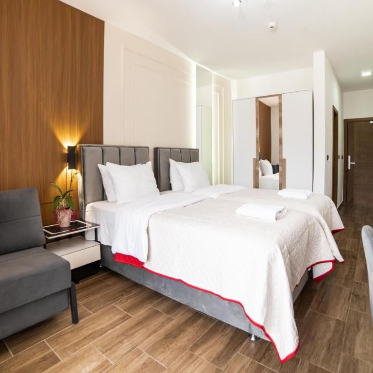 Hotel Lajka Luxury - Deluks Studio - 8