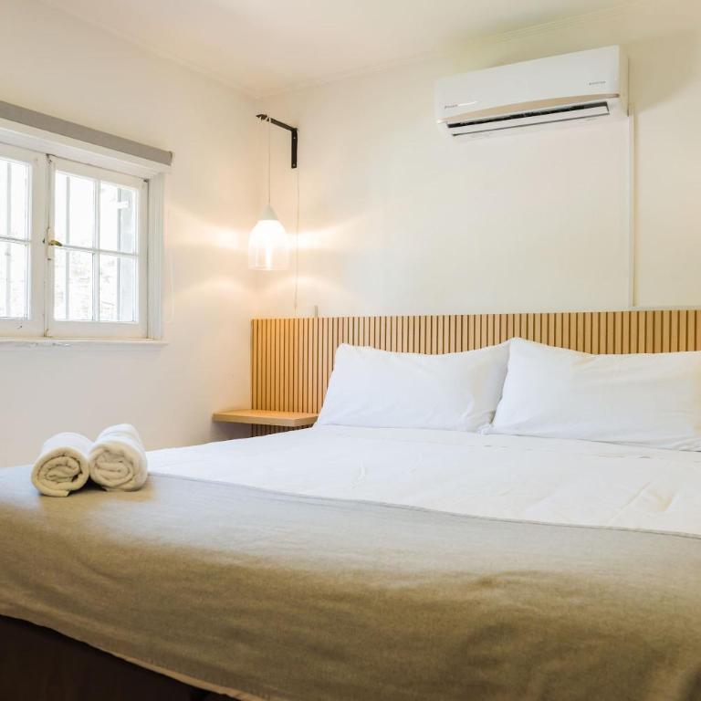 Modern 1BR Apt in Bellavista Steps from Metro - Apartment - 1