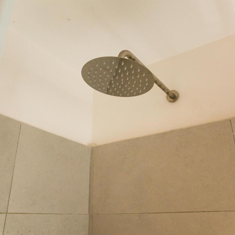 Modern 1BR Apt in Bellavista Steps from Metro - Apartment - 26
