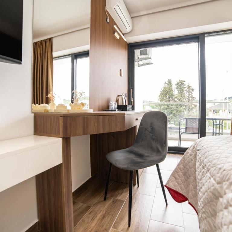 Hotel Lajka Luxury - Deluks Studio - 14