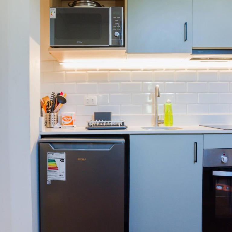 Chic 1BR Suite in Salvador Sleeps 3 Near Metro - Studio - 14