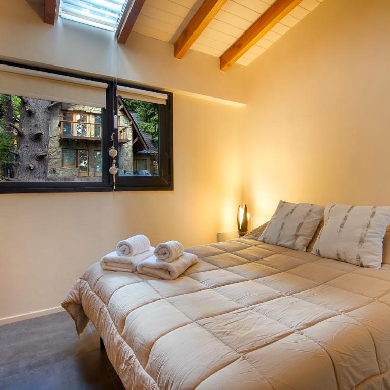 Casa alta vista panoramica lago Moreno, cochera, moderno - Apartamento de 2 dormitorios - 57