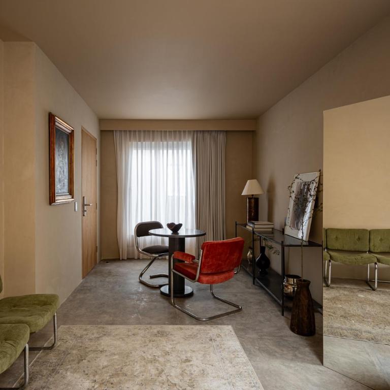 Hotel Oculto - Habitación Doble Superior - 2 camas - 3