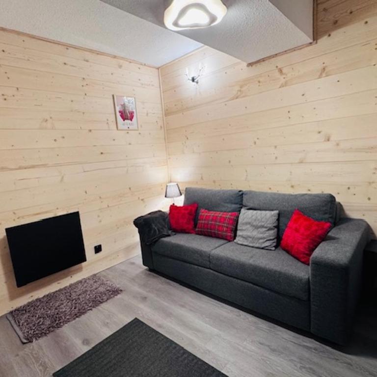 Appartement rénové au centre des 2 Alpes, proche pistes - FR-1-546-65 - Studio - 11