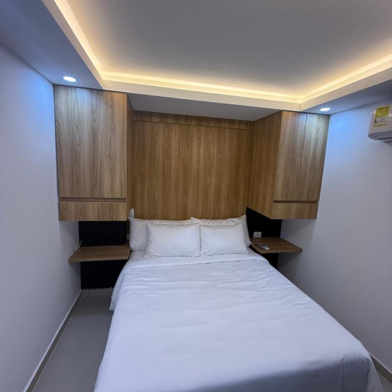 Luxury Suite Uno - Habitación con cama grande - 3