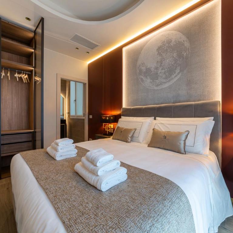 MW Apartments - Deluxe Double Room with Balcony - 2