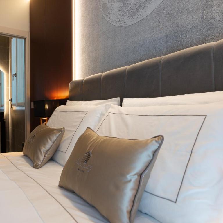 MW Apartments - Deluxe Double Room with Balcony - 3