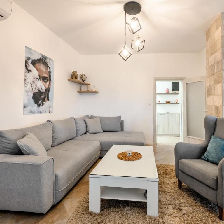 Apartment MATEJA - Apartman sa 2 Spavaće Sobe, Balkonom i Pogledom na More - 5