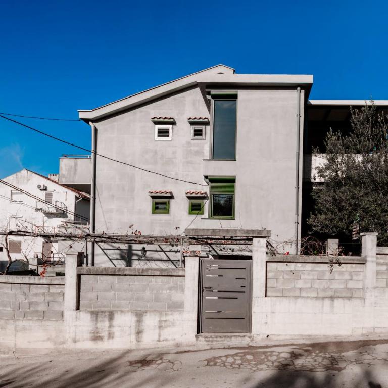 Apartment MATEJA - Apartman sa 2 Spavaće Sobe, Balkonom i Pogledom na More - 58