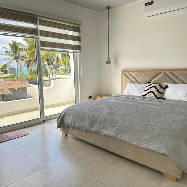 Suite Rosedelco - One-Bedroom Apartment - 12