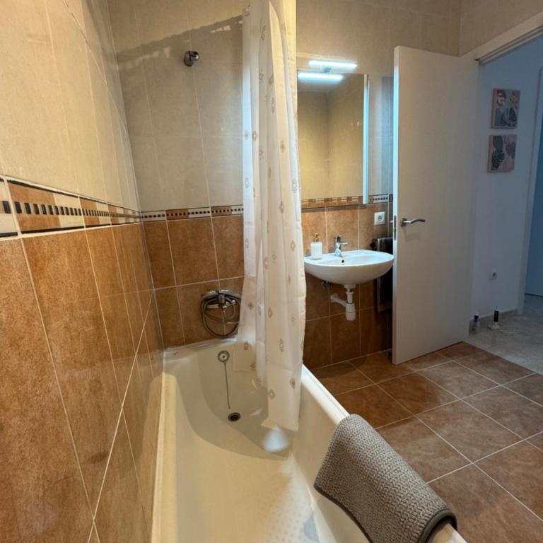La Pituca - Three-Bedroom Apartment - 35