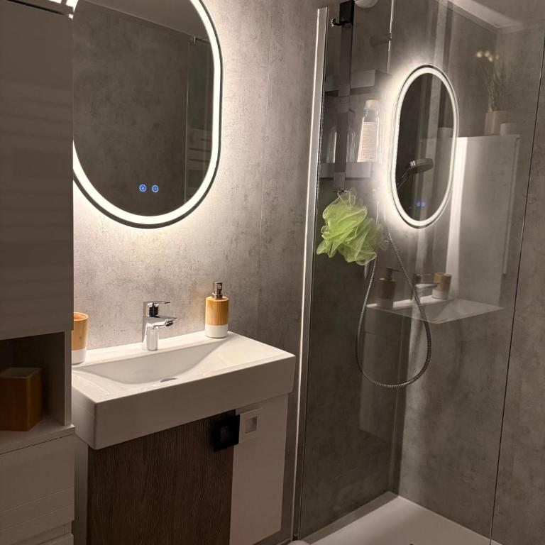 Ski ou Thermes? Un appt cabine avec vue magnifique - Appartement 1 Chambre - 41