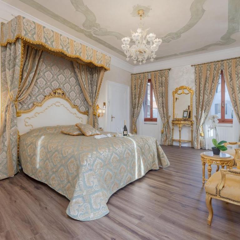 Royal Widmann Home - One-Bedroom Apartment with View - 30