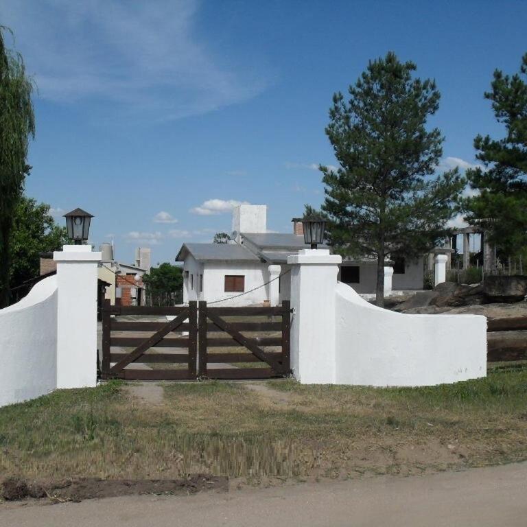 Hermosa propiedad para 8 y 10 personas piscina quincho gran parque - Three-Bedroom Vacation Home - 17