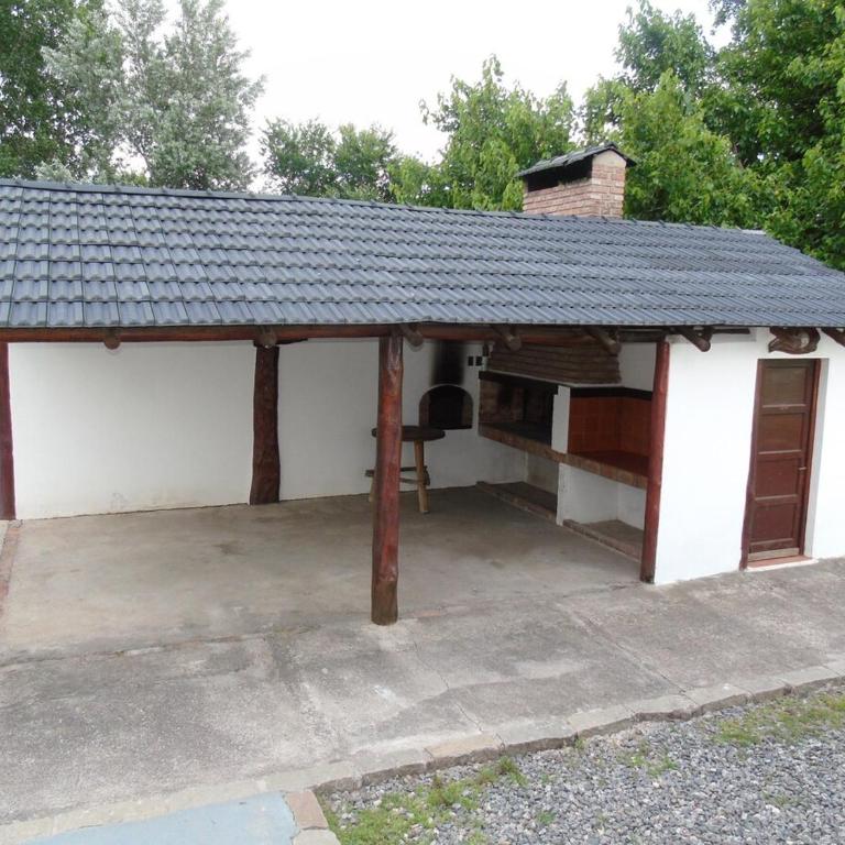 Hermosa propiedad para 8 y 10 personas piscina quincho gran parque - Three-Bedroom Vacation Home - 49