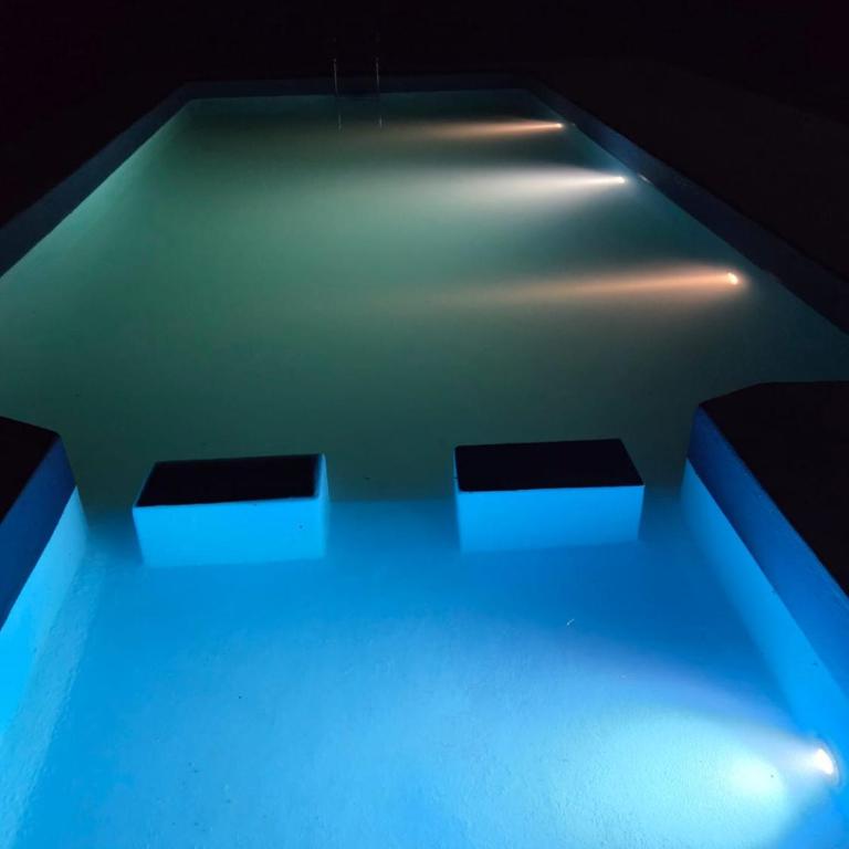 Hermosa propiedad para 8 y 10 personas piscina quincho gran parque - Casa Vacacional de 3 dormitorios - 4