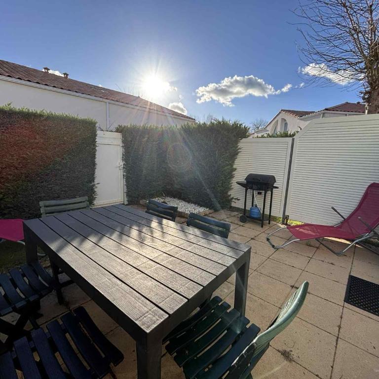 Maisonnette 4 pers à 500m plage - Terrasse et barbecue - FR-1-194-345 - Vacation Home - 23