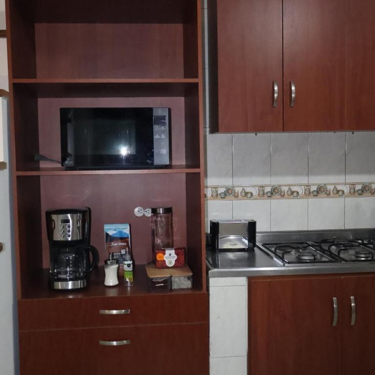 Central Medellín 3BR appartment awe-inspiring Jaguar Mural - Apartamento de 3 dormitorios - 14