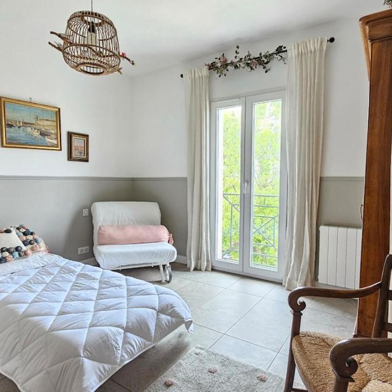 la villa Turquoise a Sanary 250M de la mer clim parking wifi! - Maison 3 Chambres - 40