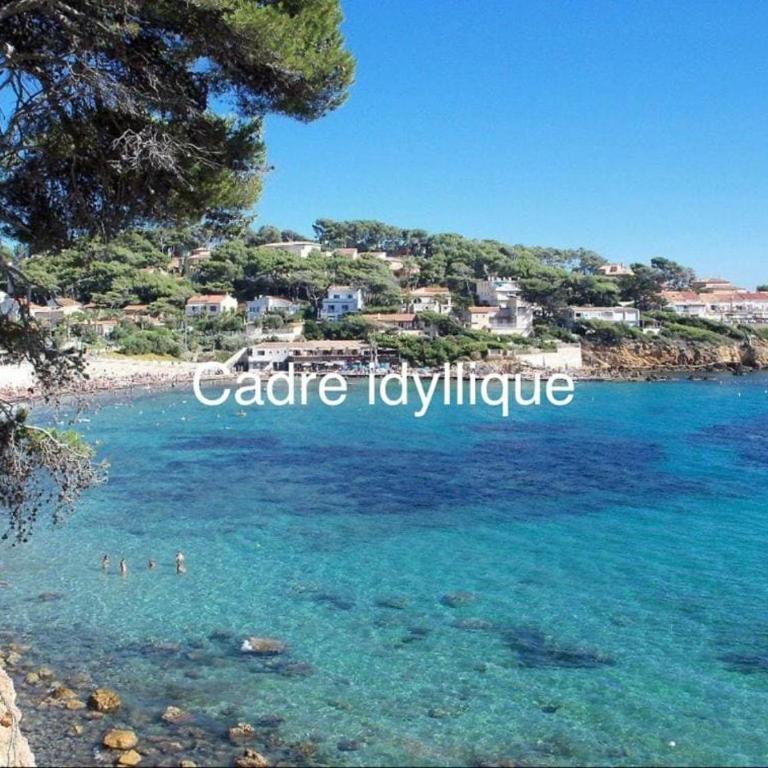 la villa Turquoise a Sanary 250M de la mer clim parking wifi! - Maison 3 Chambres - 57