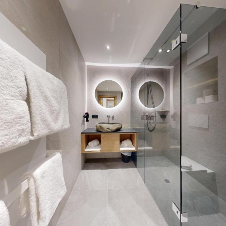 Moonlight Apartments - Studio - 7