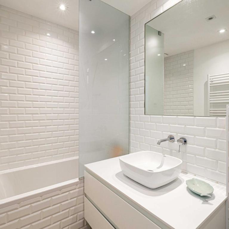 Magnificient 2 bedroom Flat sea view - Residence - Antibes Centre - Appartamento con 2 Camere da Letto - 11