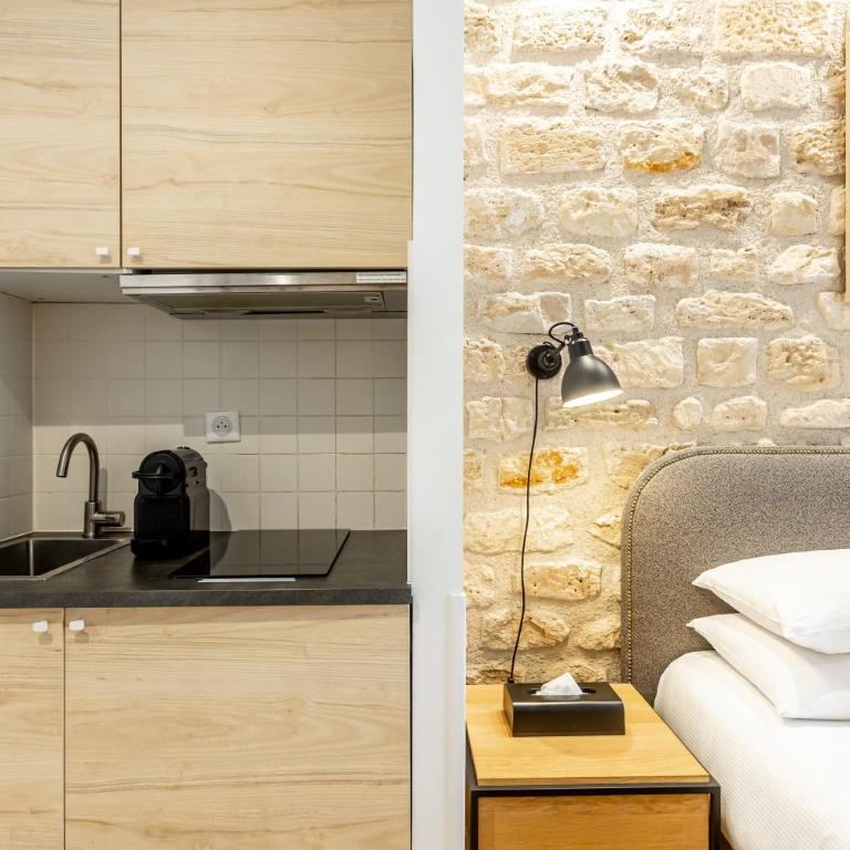 Le Nomad by Sweett - Studio Apartment with Double Bed - Ground Floor - 2