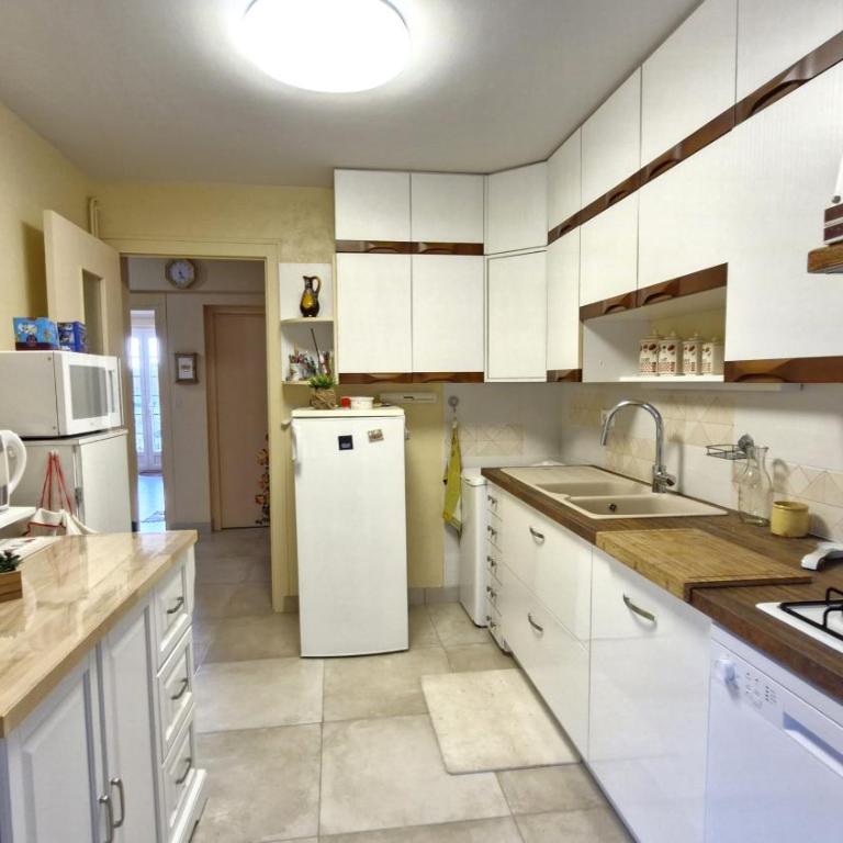 Royan - MAISON VINTAGE avec jardin clos – TOUT CONFORT et authenticité - Casa con 2 Camere da Letto - 11