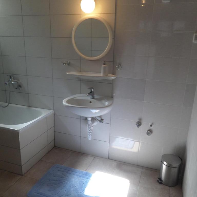 River Apartment - Apartment - 23