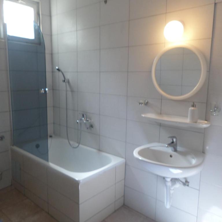 River Apartment - Apartment - 20