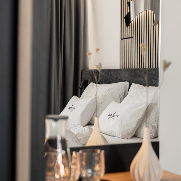 Falcon Suites Pure - Summercard included - Suite mit Balkon - 1