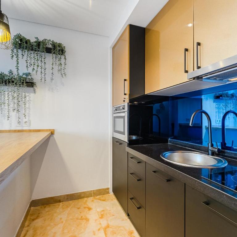 Cozy apartment in Golf del Sur with heated pool - Apartamento Deluxe de 1 dormitorio con vistas al jardín - 3