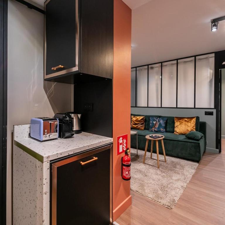 Duchesse flat PARIS center lovely place B2 - Appartement - Rez-de-Chaussée - 28