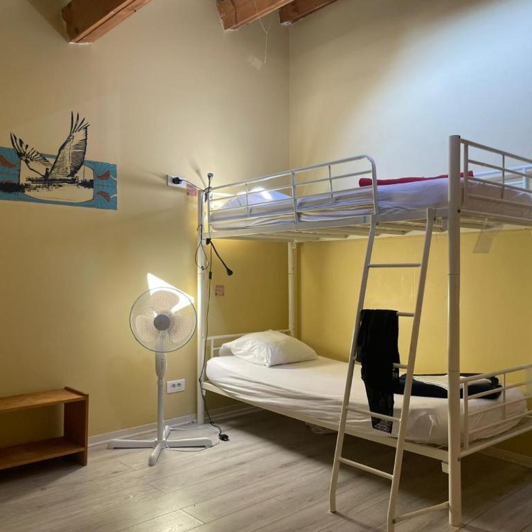 Vertigo Hostel - Lit dans Dortoir Mixte de 4 Lits - 4