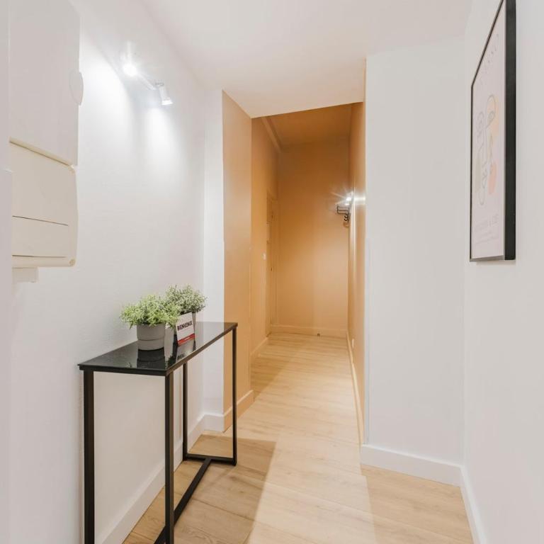 Lille Centre: 2bed 2bath apartment! - Apartment - 5