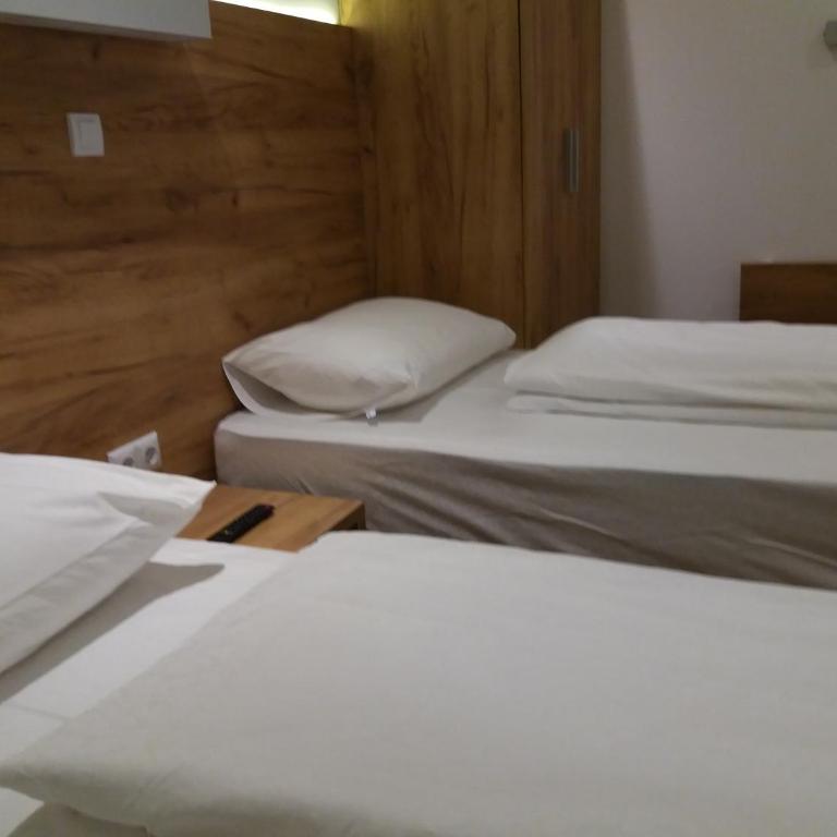 Hotel Argument - Doppel- oder Zweibettzimmer - 2