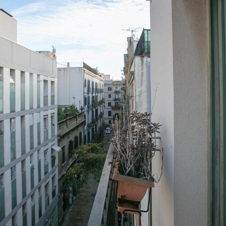 Heaven With a Garden at Las Ramblas - Three-Bedroom Apartment - 21
