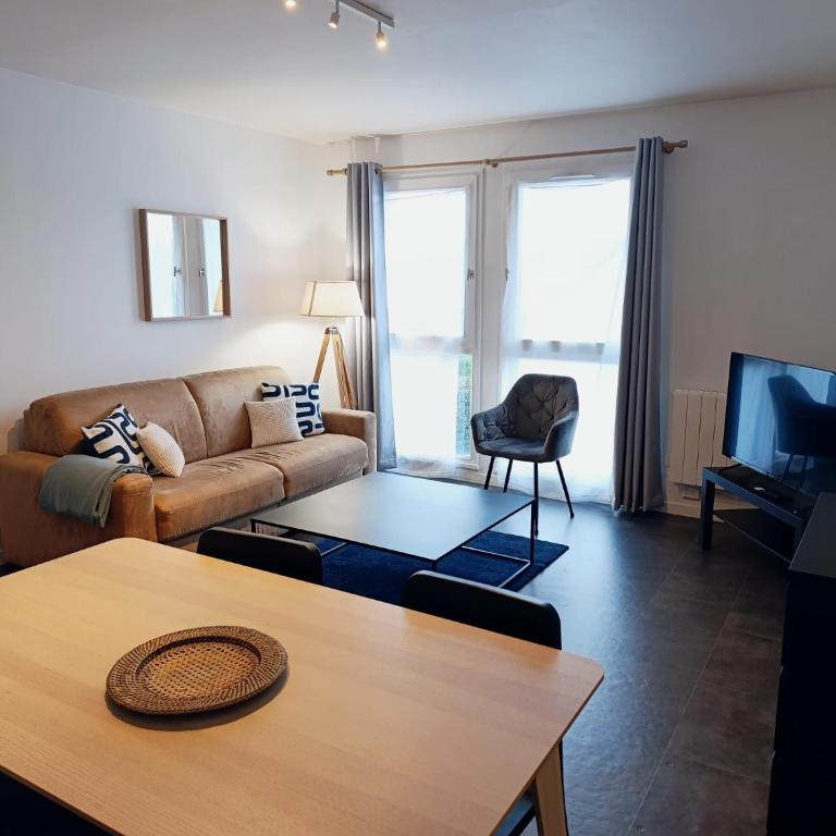 Coeur Courrouze - Appartement 2 chambres avec parking - Two-Bedroom Apartment - 1