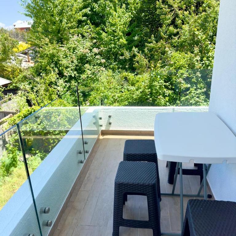 Pucón CENTRO, a pasos del Casino ENJOY, VISTA al VOLCÁN, Departamento NUEVO, Aire Acondicionado, Camas y Plumones ROSEN, 2 Dorm, 2 Baños, 1 Estacionamiento Subterráneo, Terraza, Wifi Alta Velocidad, Ascensor, a pasos de la PLAYA y el LAGO - Two-Bedroom Apartment - 16