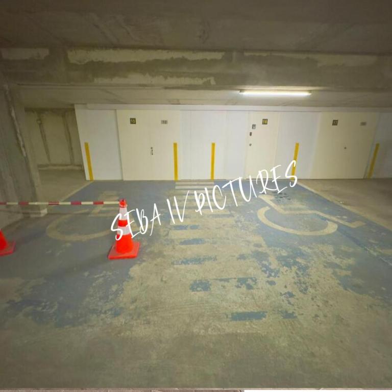 Pucón CENTRO, a pasos del Casino ENJOY, VISTA al VOLCÁN, Departamento NUEVO, Aire Acondicionado, Camas y Plumones ROSEN, 2 Dorm, 2 Baños, 1 Estacionamiento Subterráneo, Terraza, Wifi Alta Velocidad, Ascensor, a pasos de la PLAYA y el LAGO - Two-Bedroom Apartment - 36