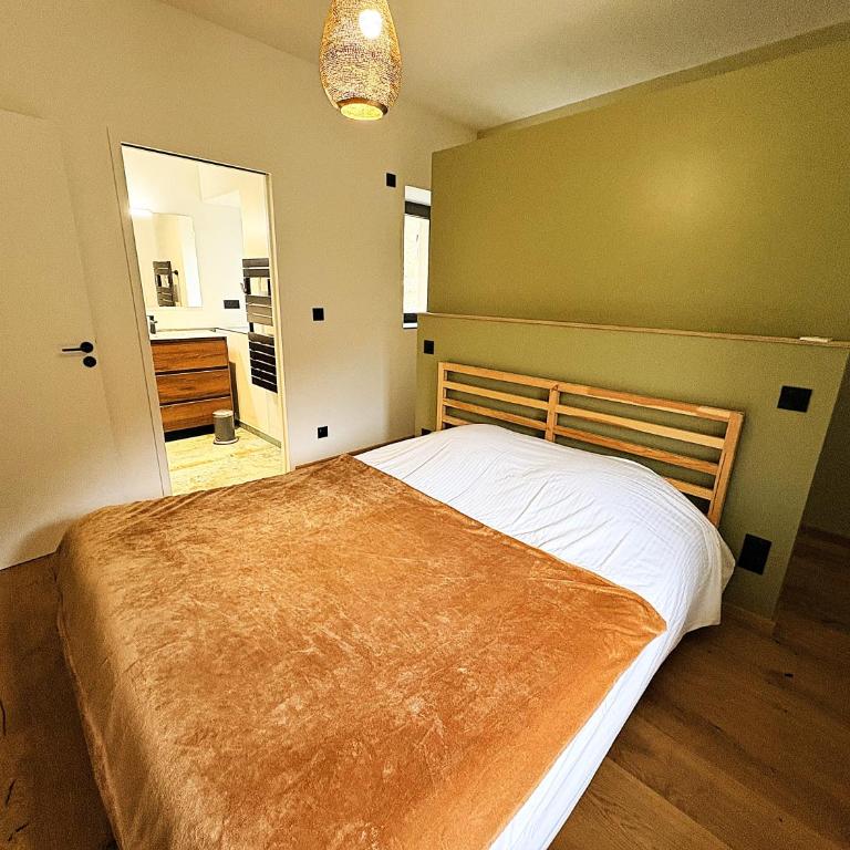 VAUJANYLOCATIONS - Sert et Sagne 2 - Appartement 3 Chambres - 18